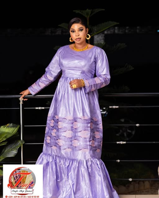 Robe bazin lilas à volants — Timfa Shop Guinée